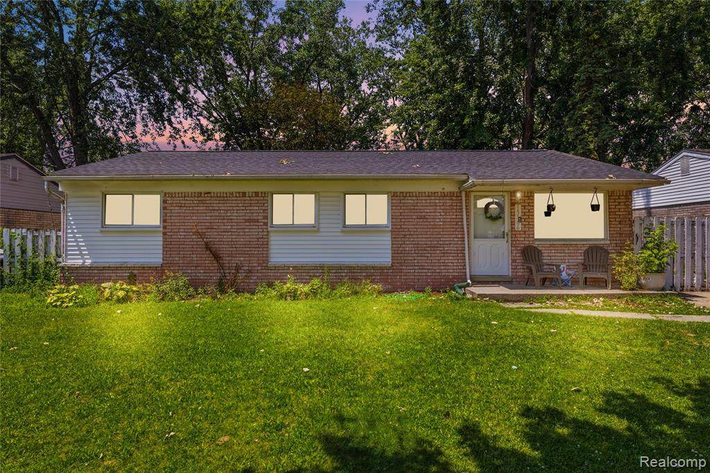15166 Kerstyn Street - Photo 1