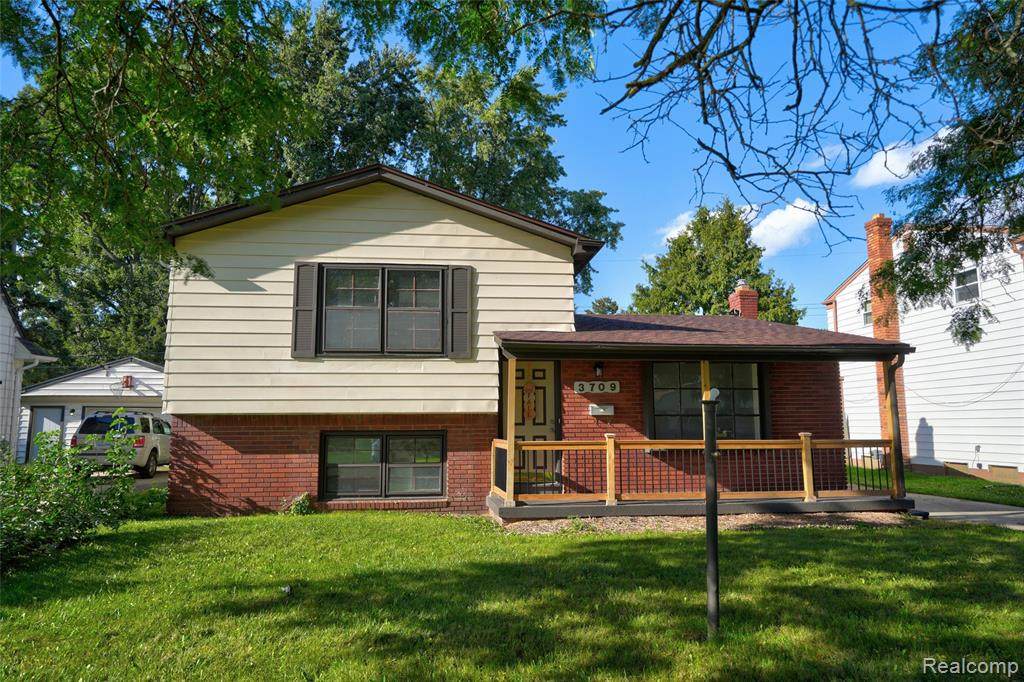3709 Evergreen Parkway - Photo 1
