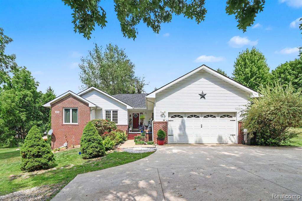 2575 County Farm Road - Photo 1