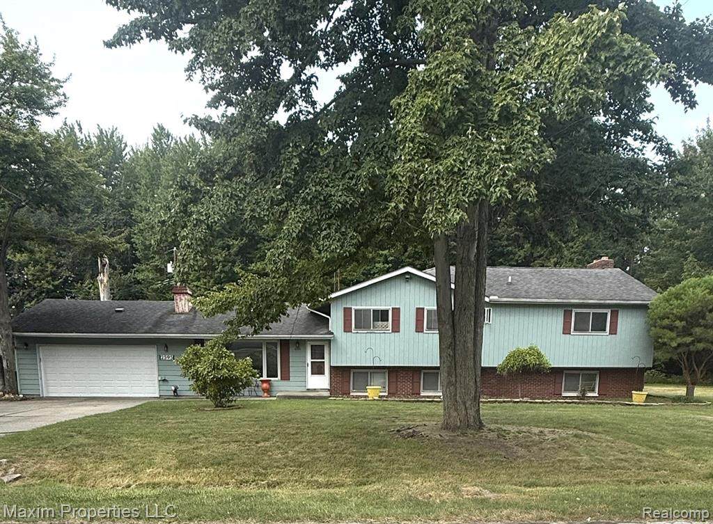2595 Evergreen Lane - Photo 1