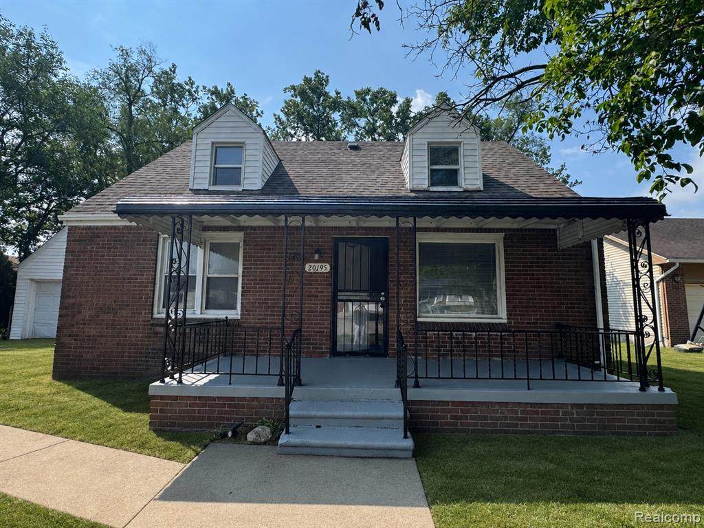 20195 Westhampton Avenue - Photo 1