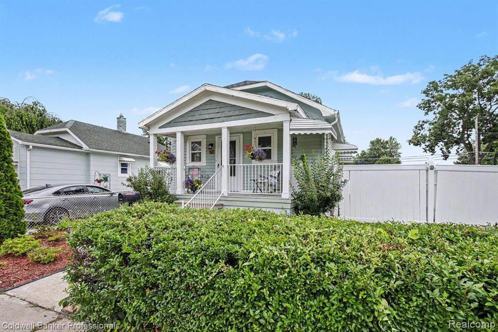 83 Gibbs Street - Photo 1