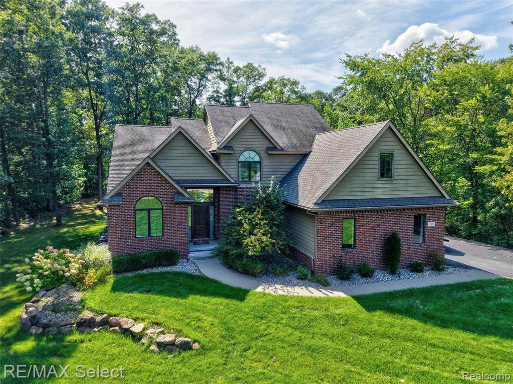 105 Lake Pines Drive - Photo 1