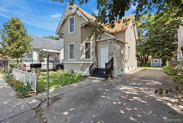 1204 Junction Street - Photo 1