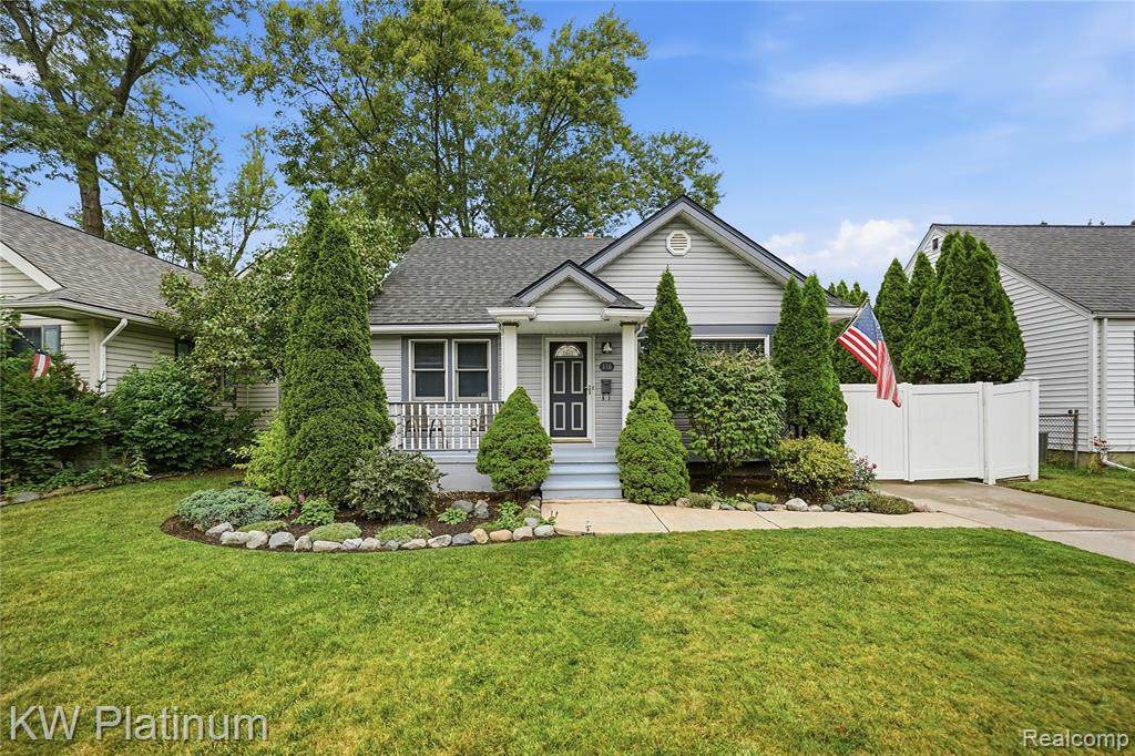 116 Custer Avenue - Photo 1
