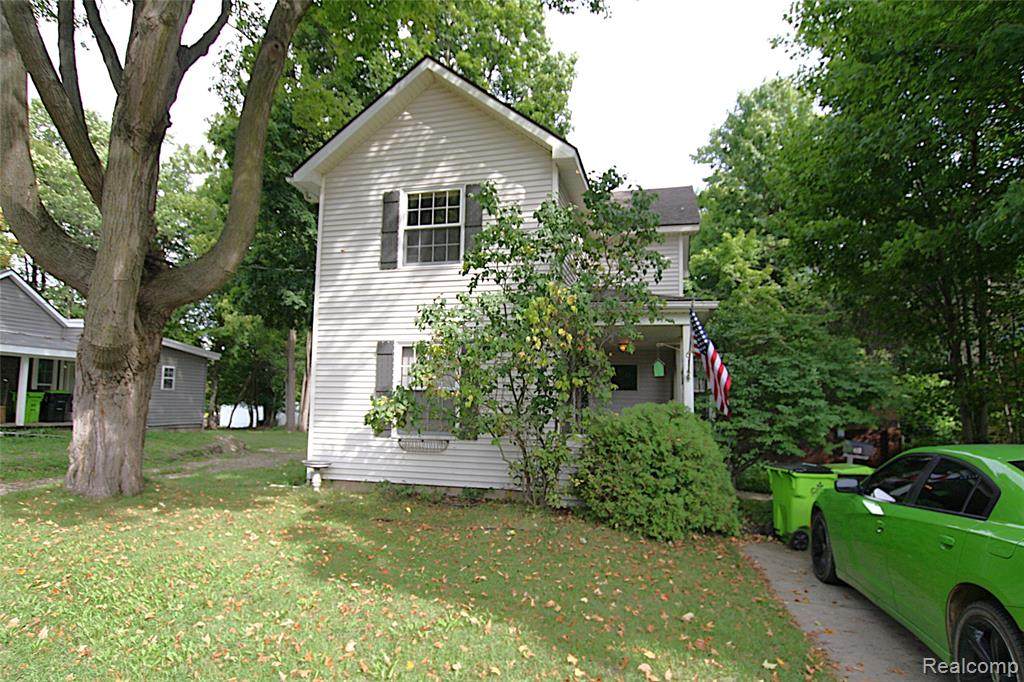 614 Hickory Street - Photo 1