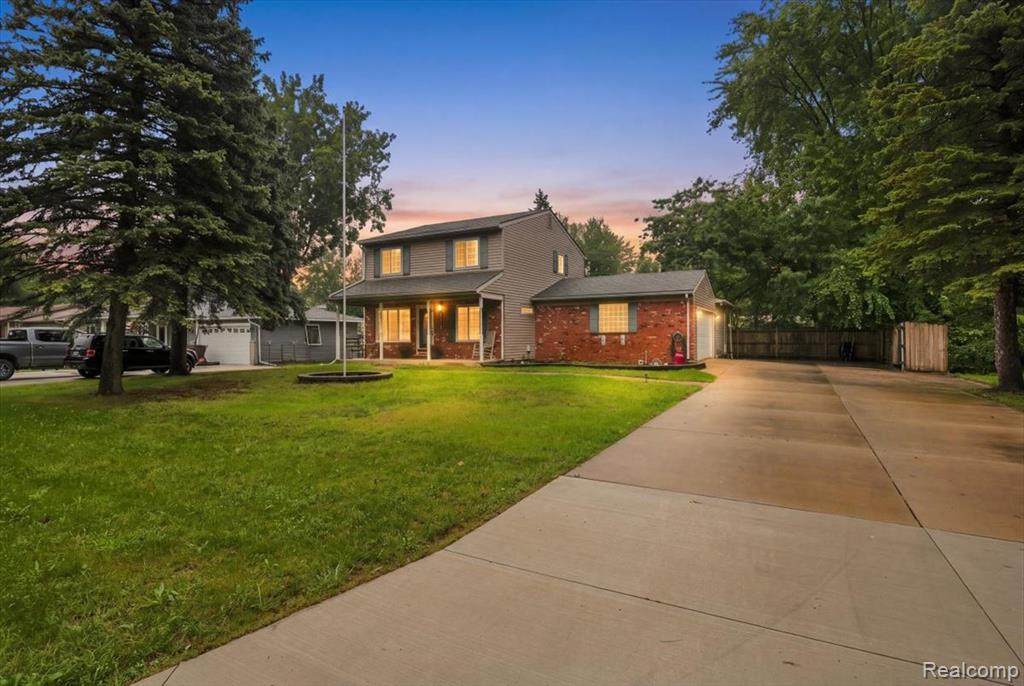 47466 Vanker Avenue - Photo 1