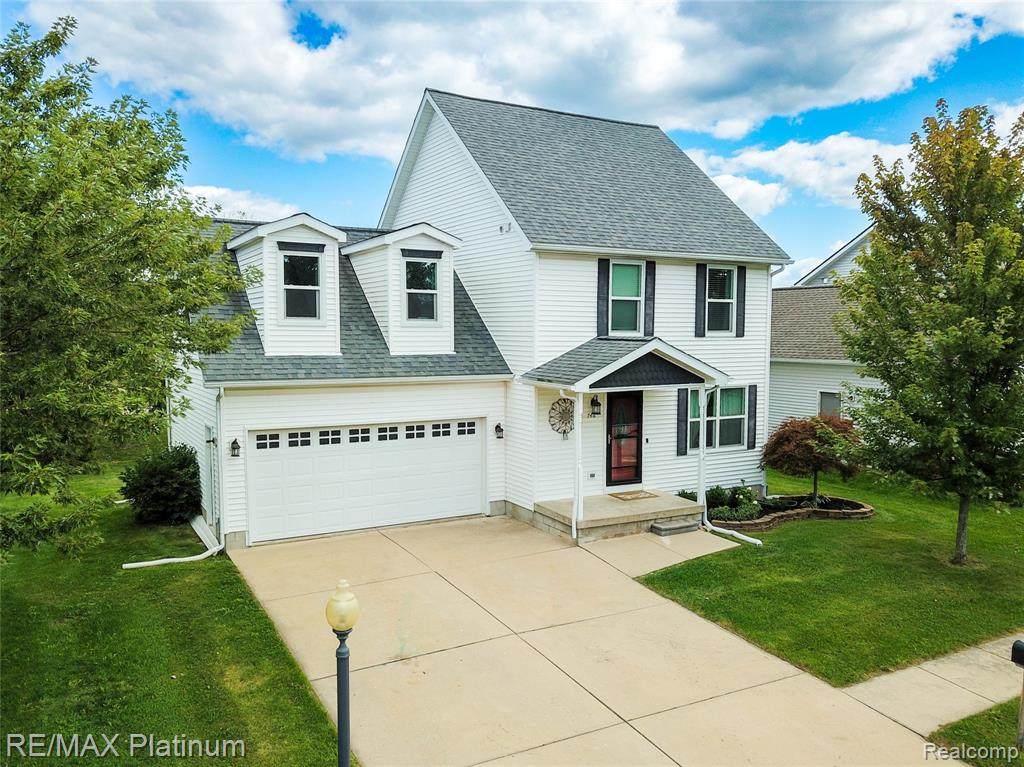 746 Pinegate Drive - Photo 1