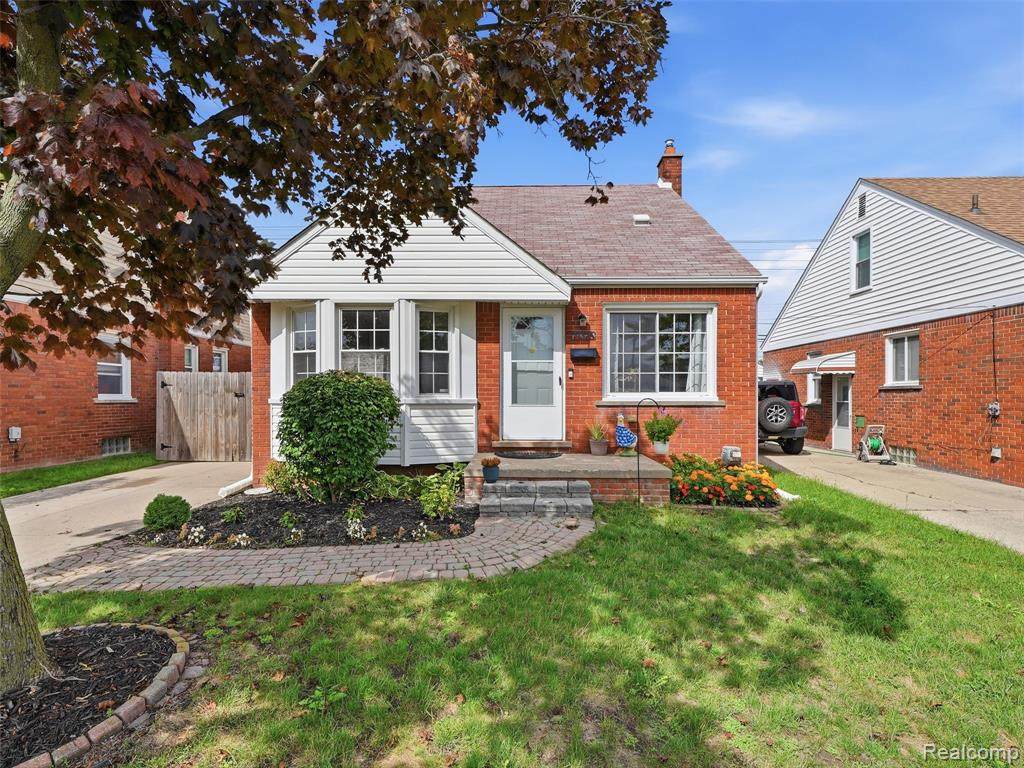 21325 Frazho Street - Photo 1