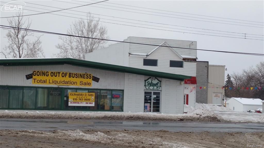 Saginaw - Photo 1