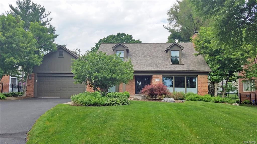 1530 Northlawn Boulevard - Photo 1