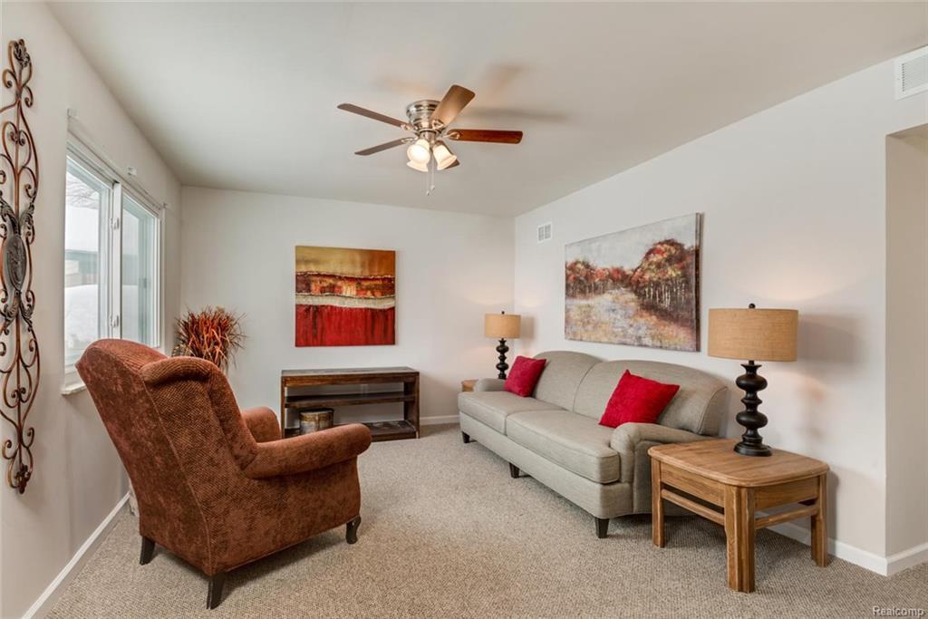 27047 Sally Court - Photo 1