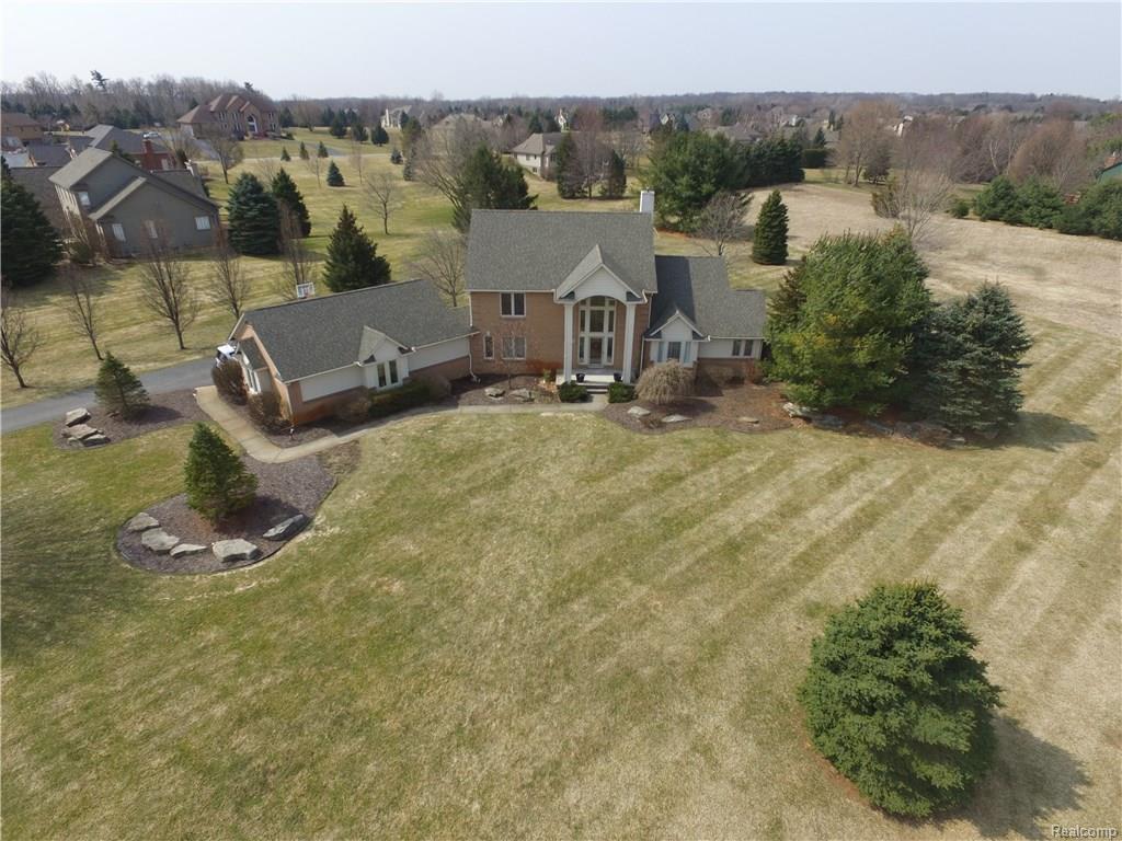 1050 Valleyview Drive - Photo 1