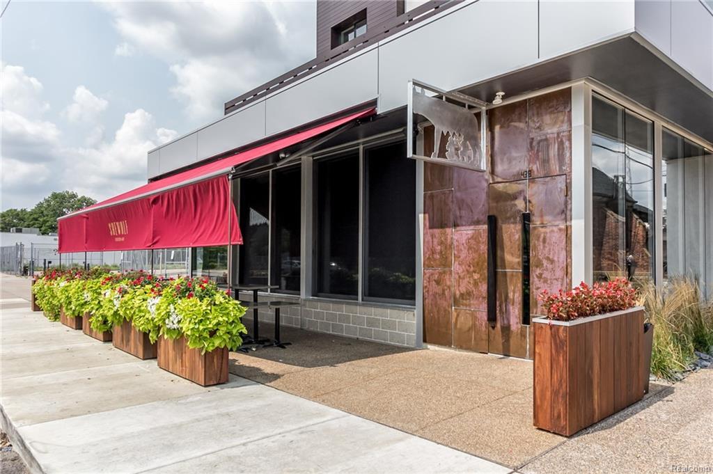 438 Selden Street - Photo 1