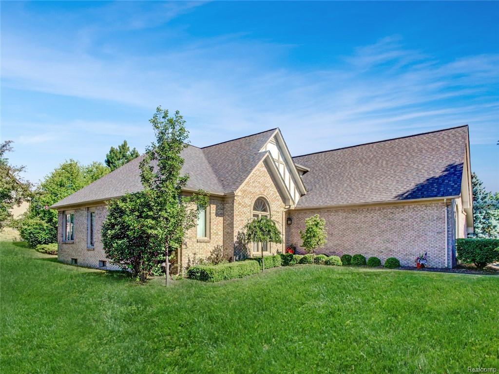 1442 Vistaview Drive - Photo 1