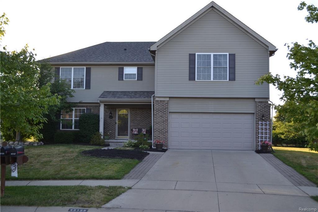 42128 Salem Court - Photo 1