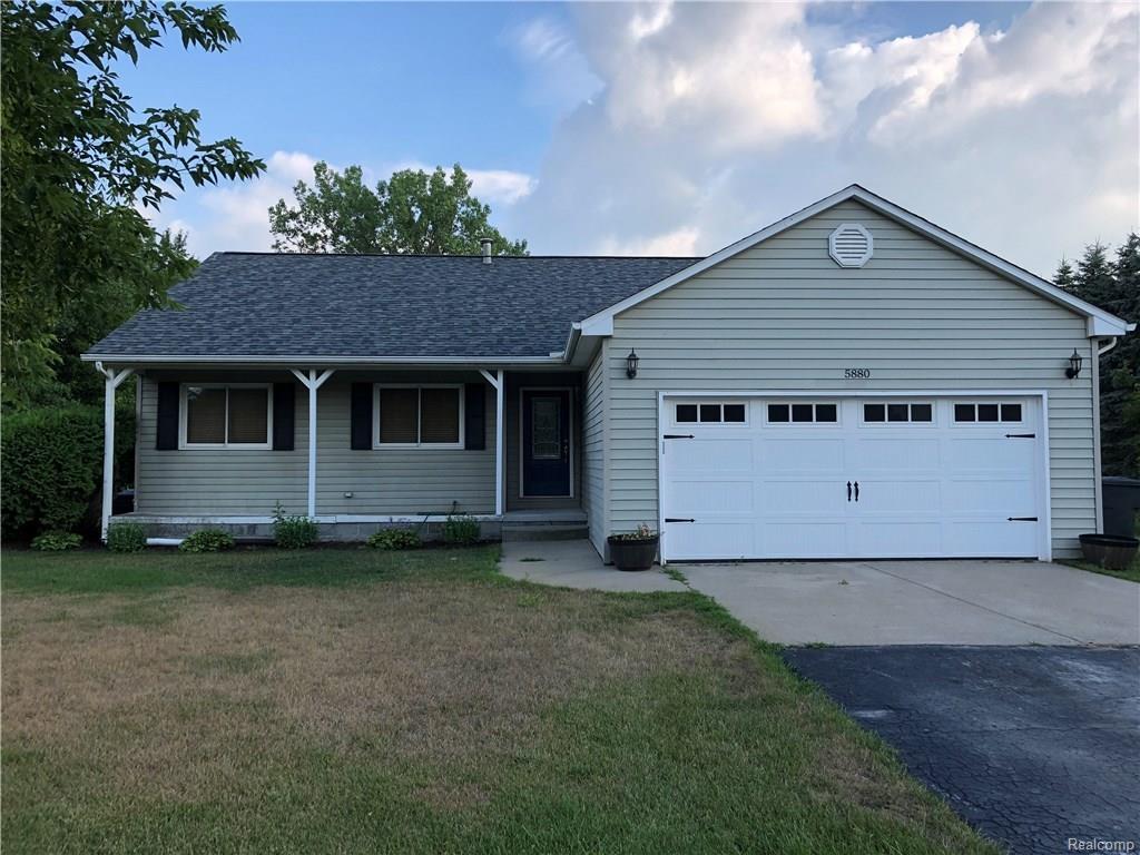 5880 Sandstone Drive - Photo 1