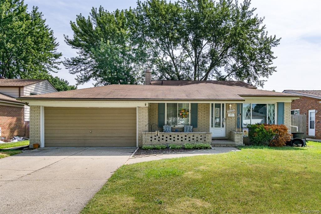 34066 Chatsworth Drive - Photo 1