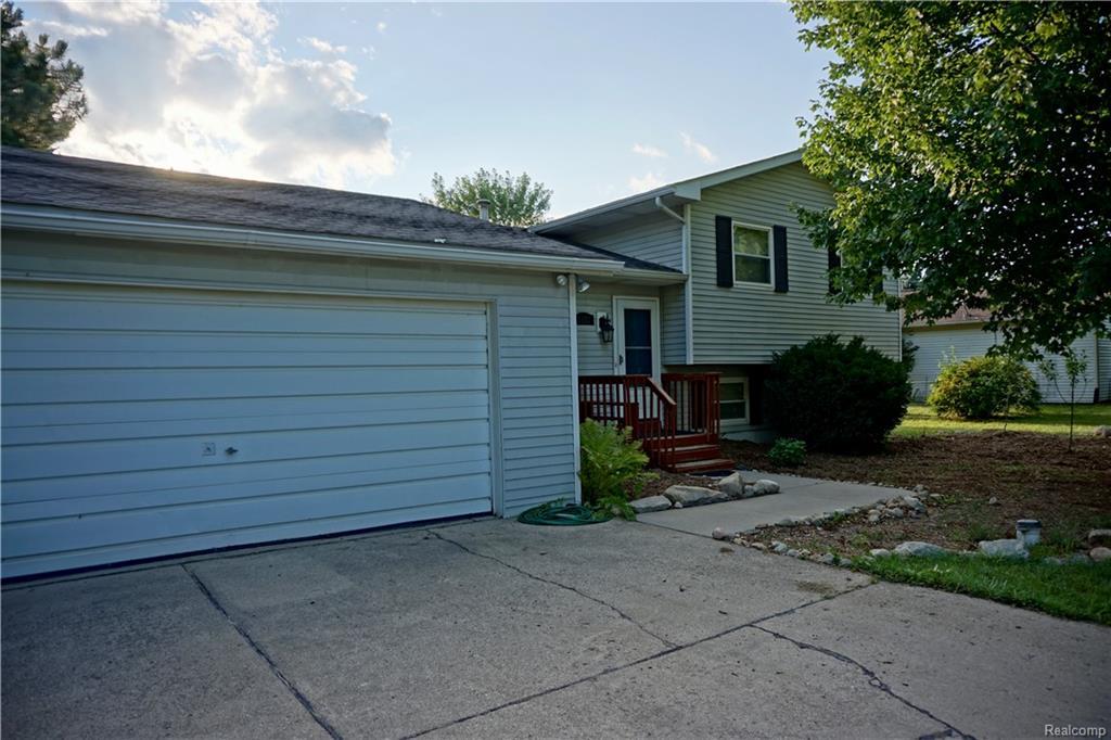 1122 Newman Road - Photo 1