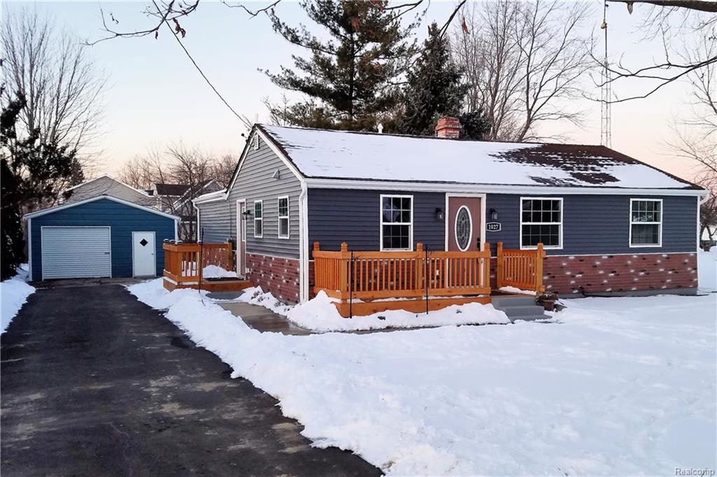 1027 Coolidge Drive - Photo 1
