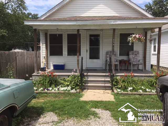 844 Adams St - Photo 1