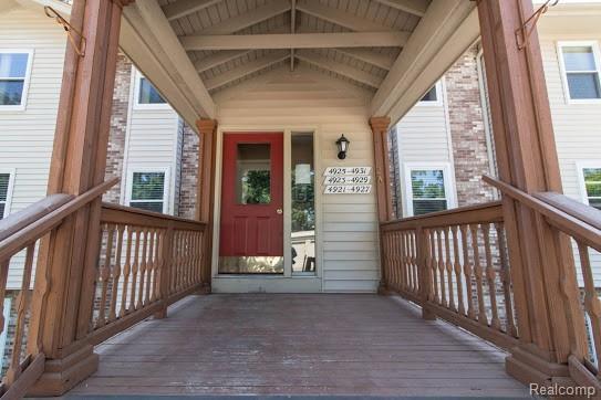 4921 Harbor Point Drive - Photo 1