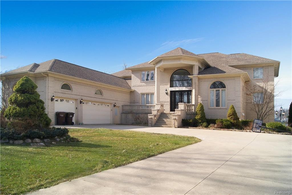 8629 Pine Cove Drive - Photo 1