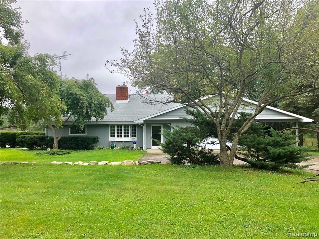 1653 Hunters Creek Road - Photo 1