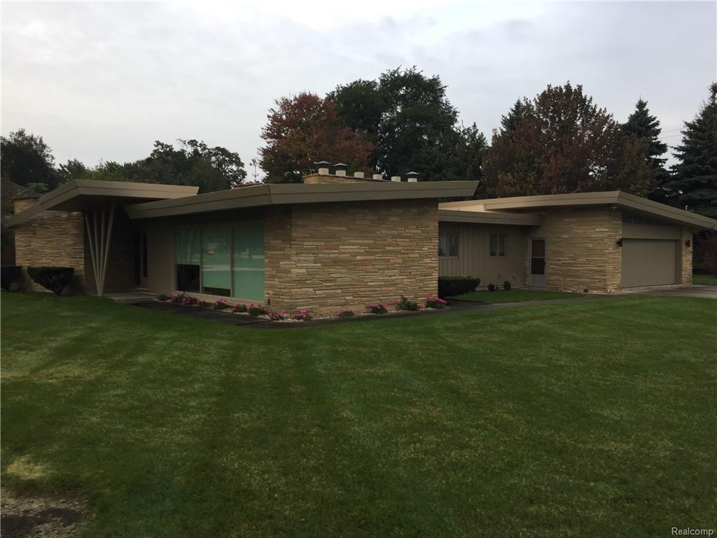 4177 Gratiot Avenue - Photo 1