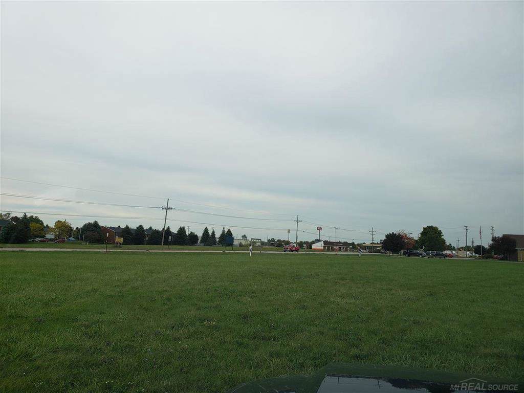 Newark - Photo 1