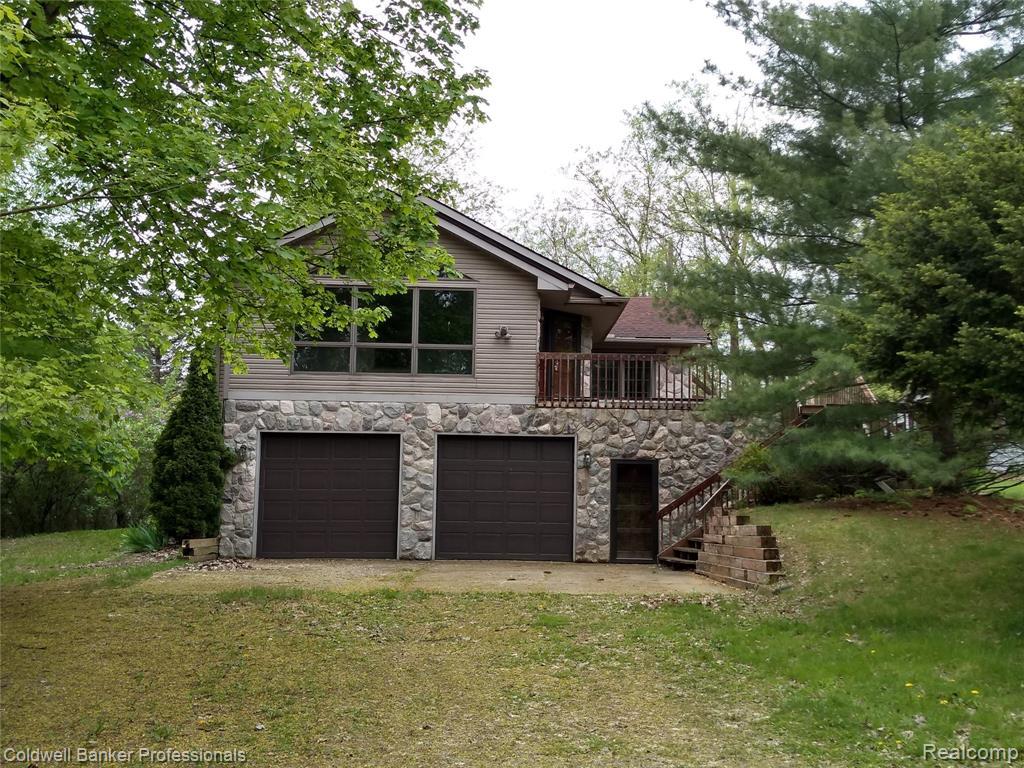 1275 Circle Drive - Photo 1