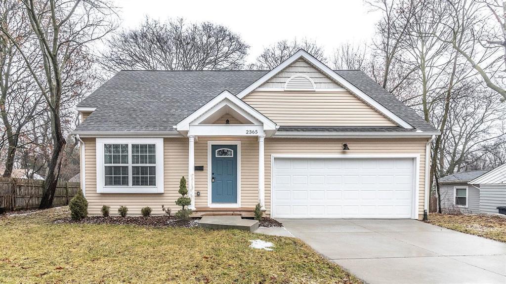 2365 Pinecrest Avenue - Photo 1