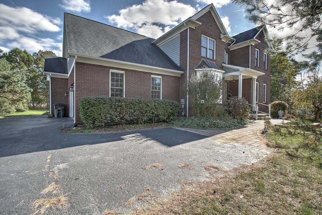 270 Lake Pines Drive - Photo 1