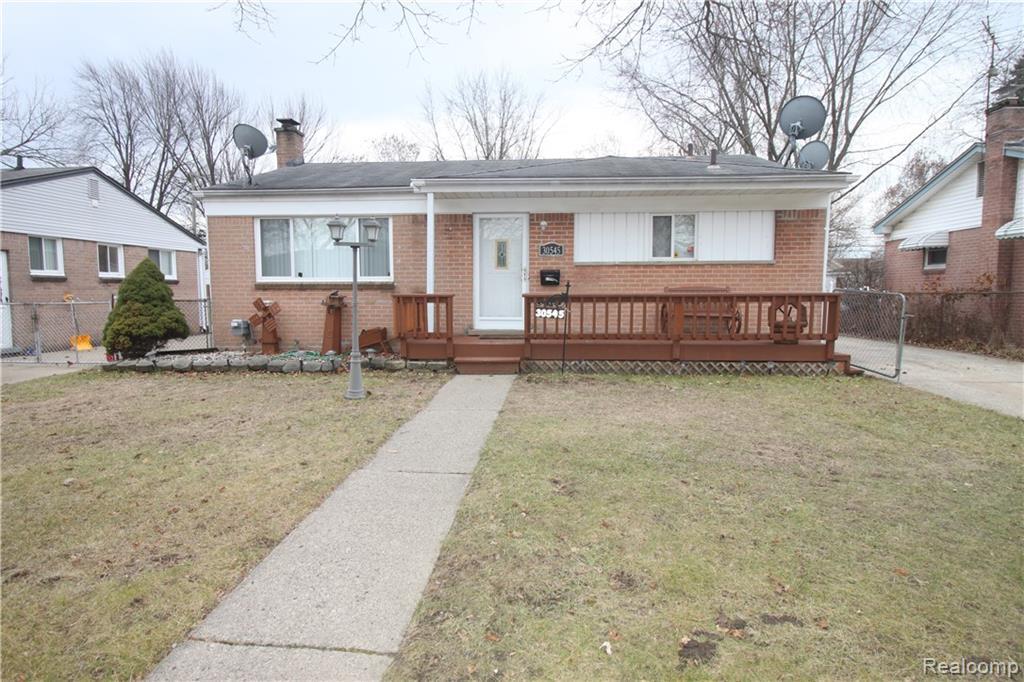 30545 Hiveley Street - Photo 1