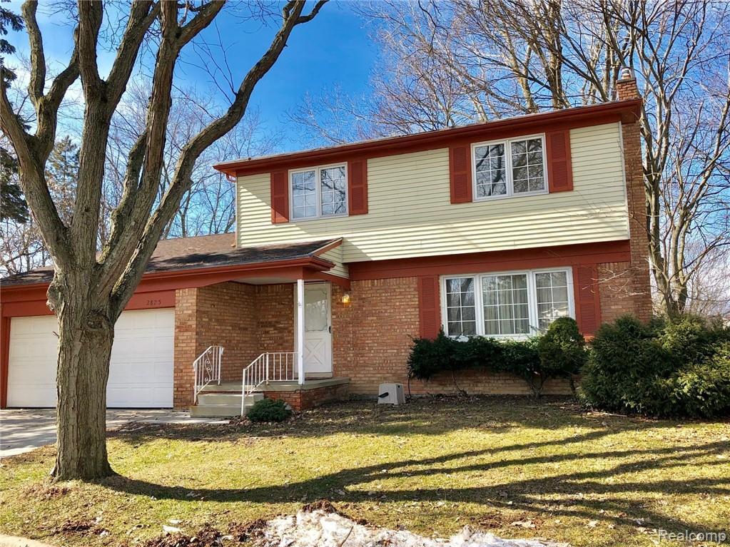 2825 Lakehurst Lane - Photo 1