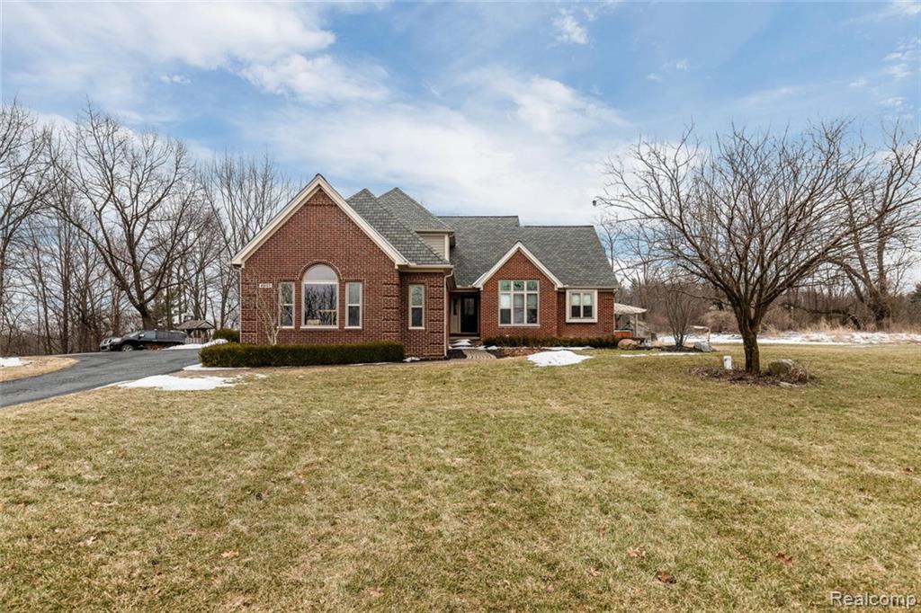 4097 Carriage Hill Drive - Photo 1