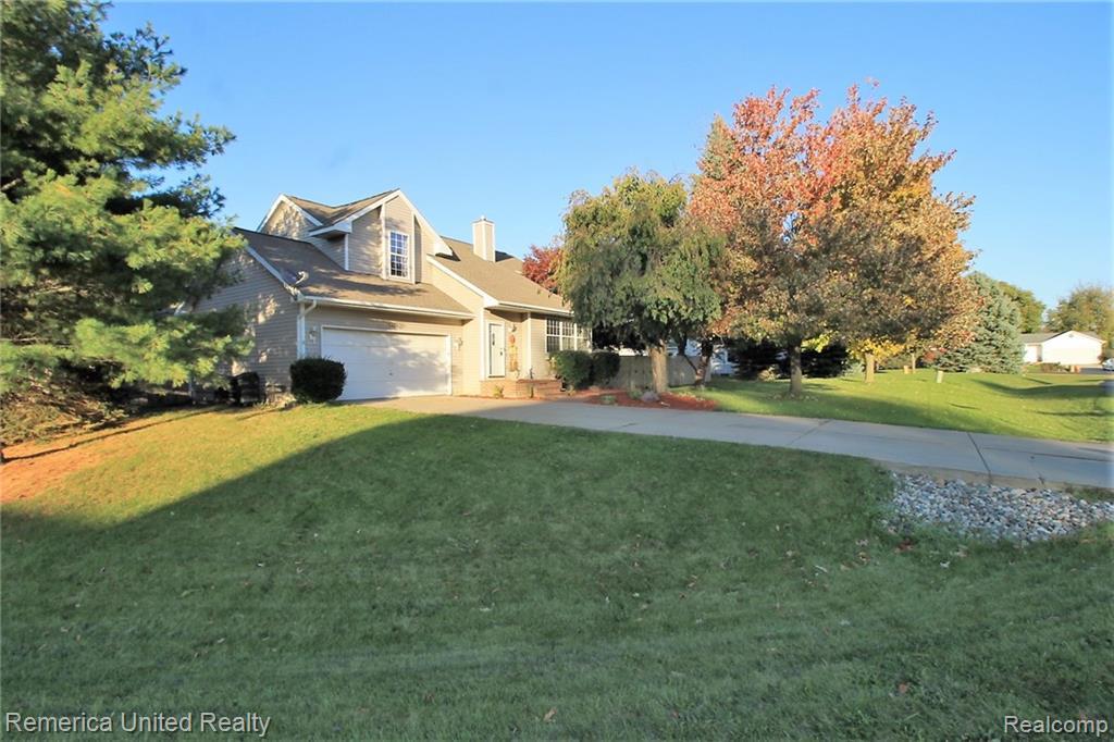 1231 Darci Dr - Photo 1
