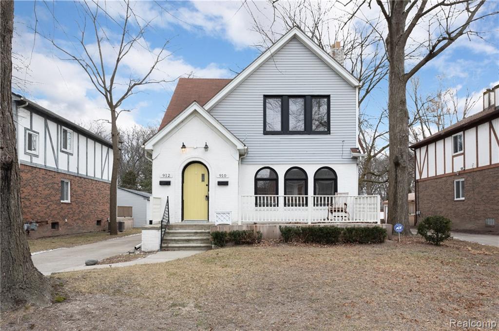 910 Neff Road - Photo 1