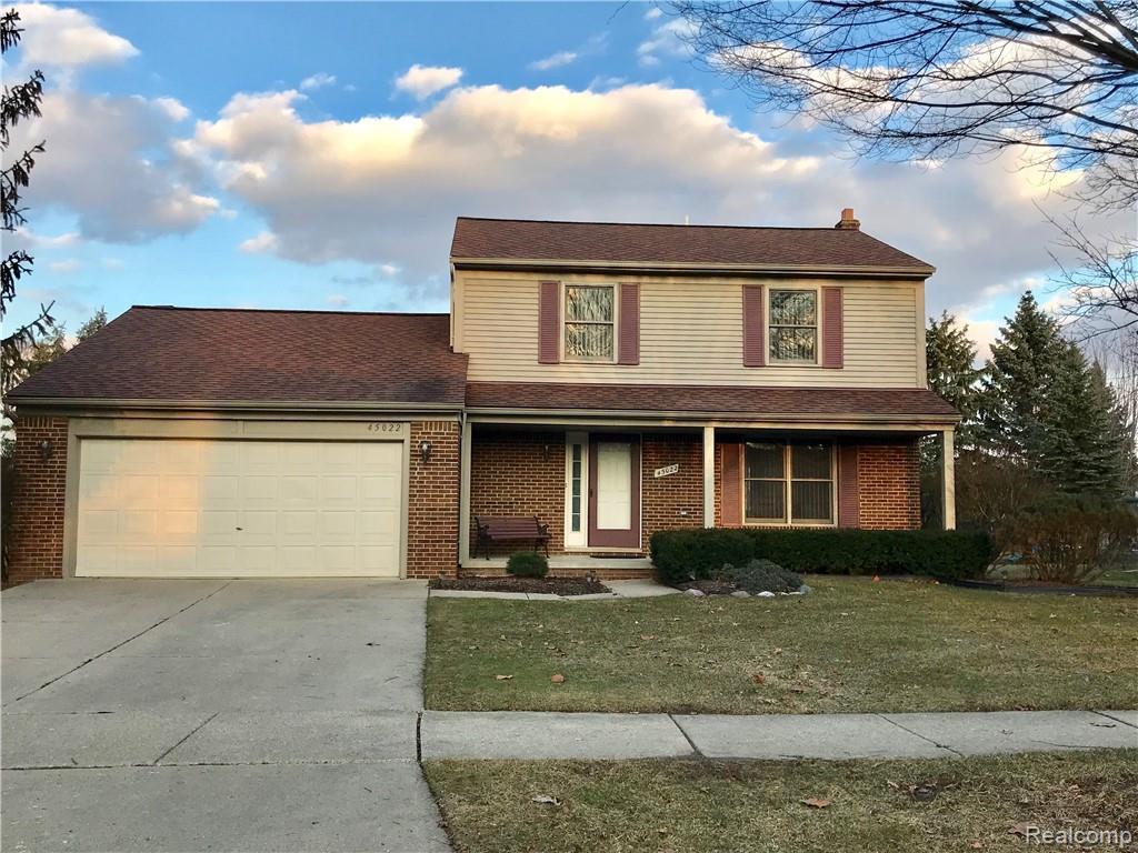 45022 Yorkshire Drive - Photo 1