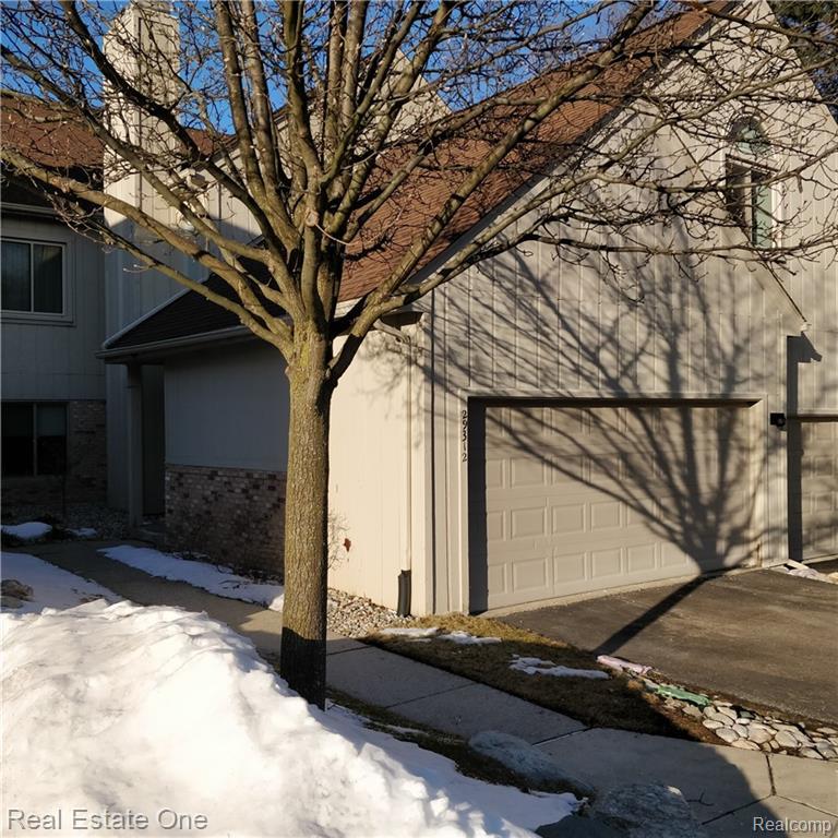 29312 Laurel Drive - Photo 1