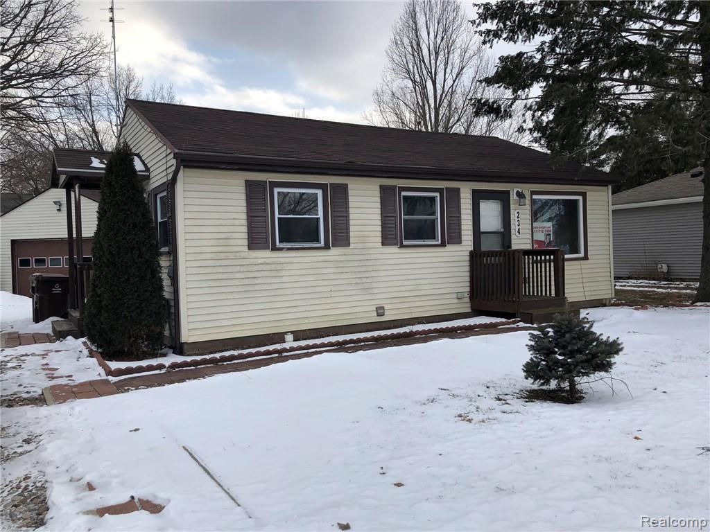 234 Columbia St - Photo 1