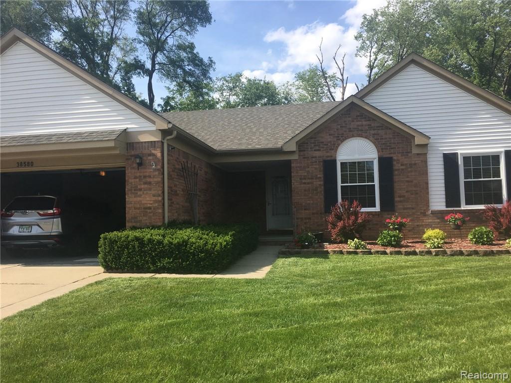 38580 Emerald Lane - Photo 1