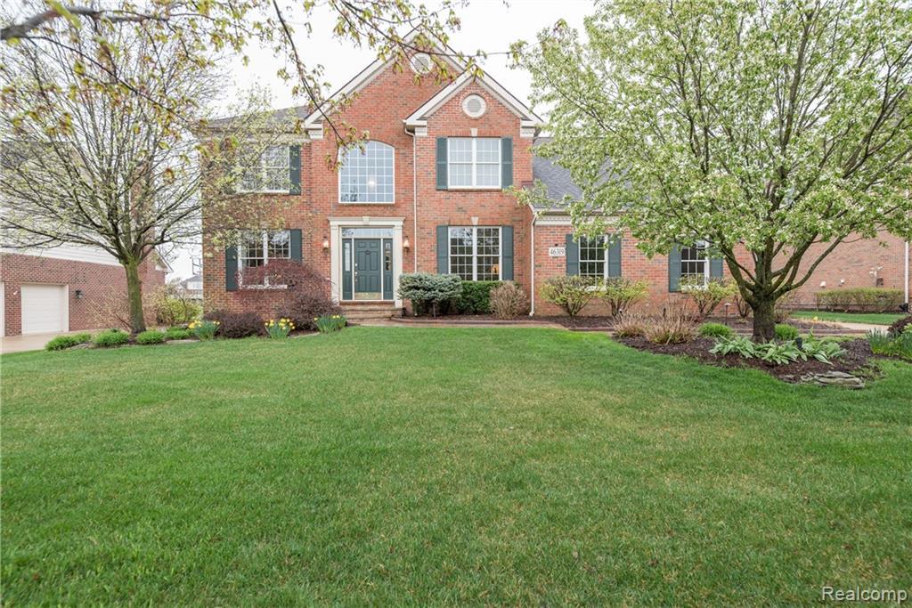 46319 Pinehurst Drive - Photo 1
