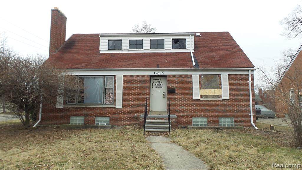 15005 Sussex Street - Photo 1