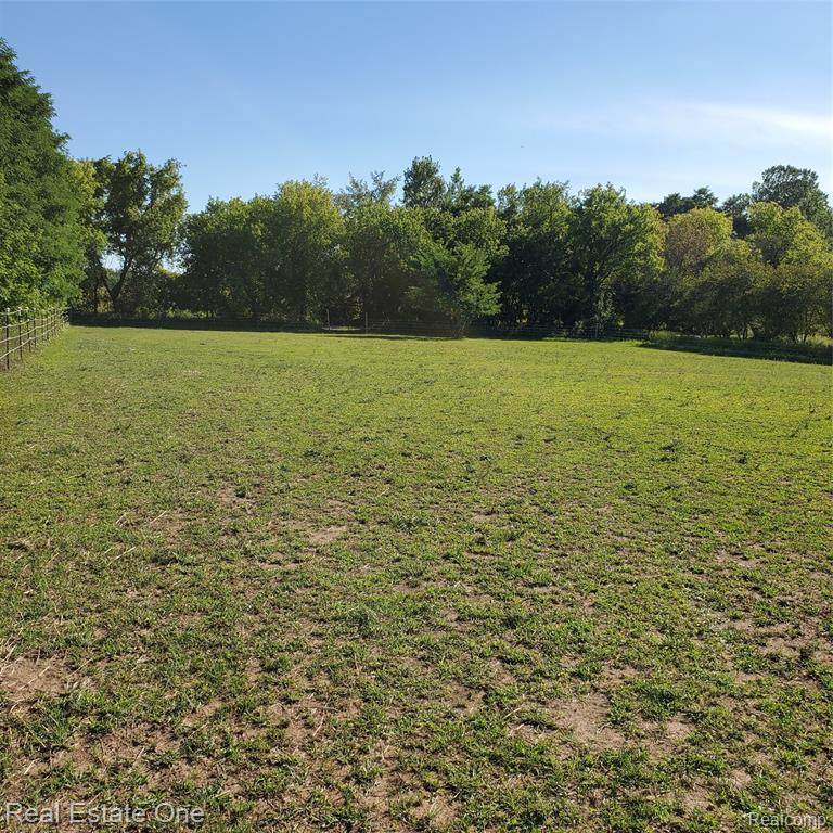 1183 Parks - Photo 1
