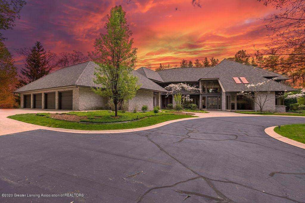 6400 Pine Hollow Drive - Photo 1