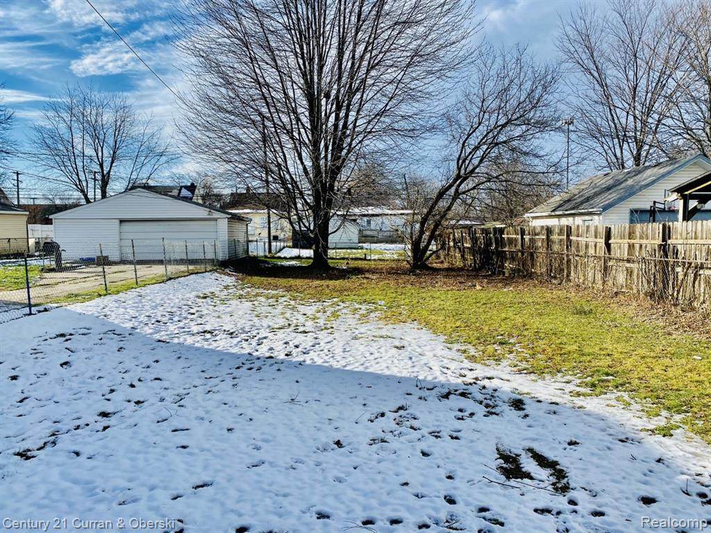 VACANT LOT Cornell - Photo 1