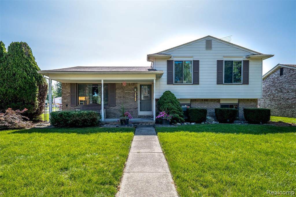 12148 Quaker Drive - Photo 1