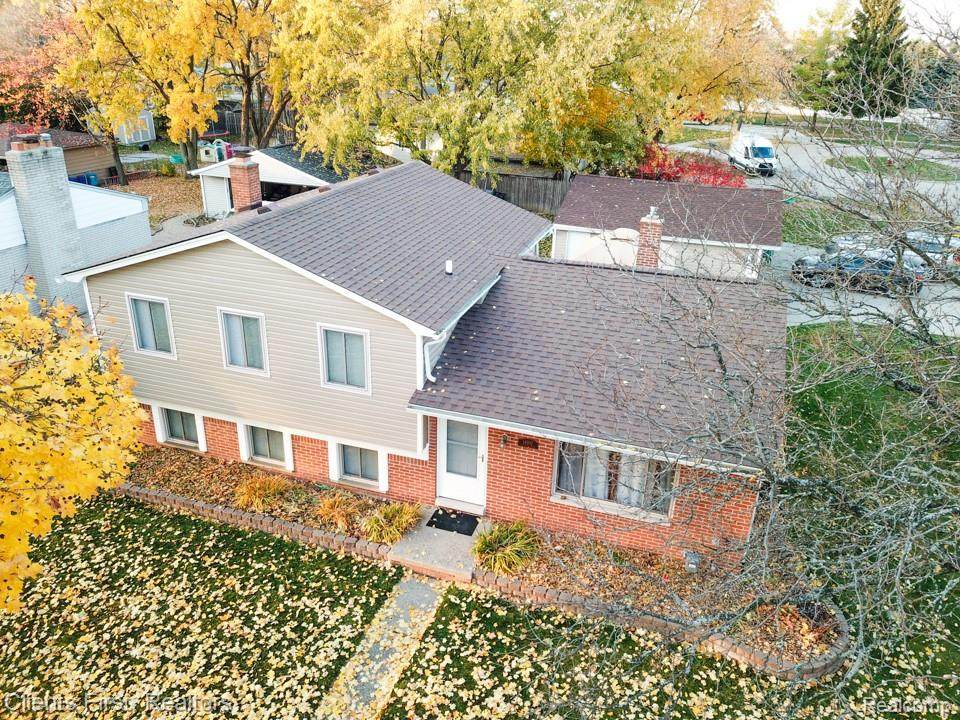 14997 Fordham Drive - Photo 1