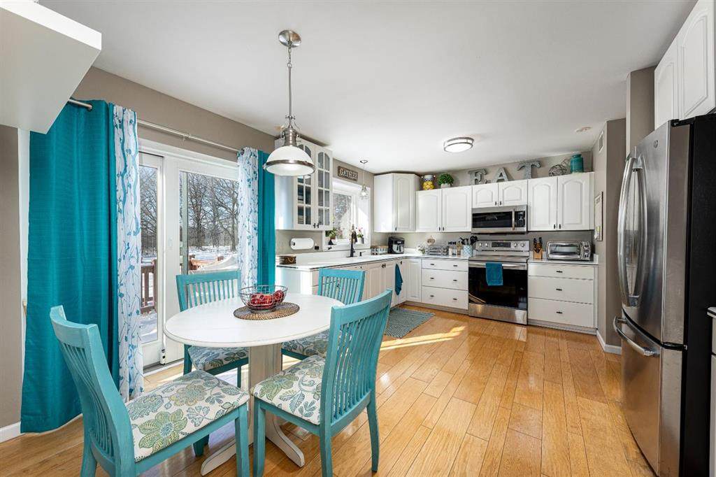 8755 Sleepy Hollow Drive - Photo 1